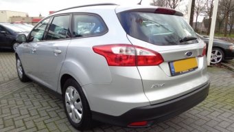 Ford Focus 1.6 wagon type 3 benzine: afrijden of verkopen? 200.000 km + Focusclub.nl